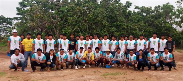 ale-alencar-group-climate-change-course-nov2018-capoto-indigenous-reserve-mato-grosso_isabel-mesquita ale-alencar-group-climate-change-course-nov2018-capoto-indigenous-reserve-mato-grosso_isabel-mesquita